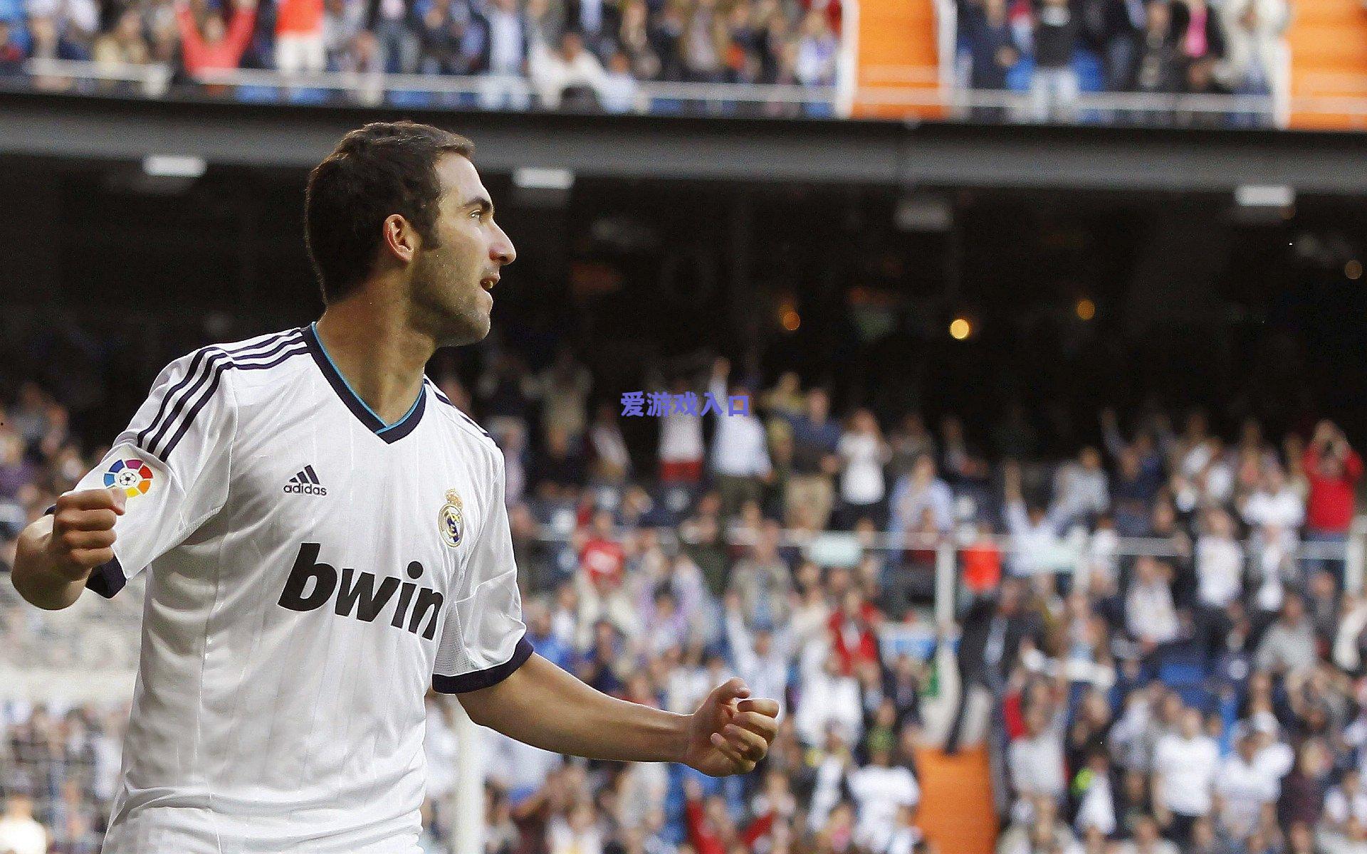 哈德森迎万分里程碑之夜，空砍帝魔咒再现CBA赛场