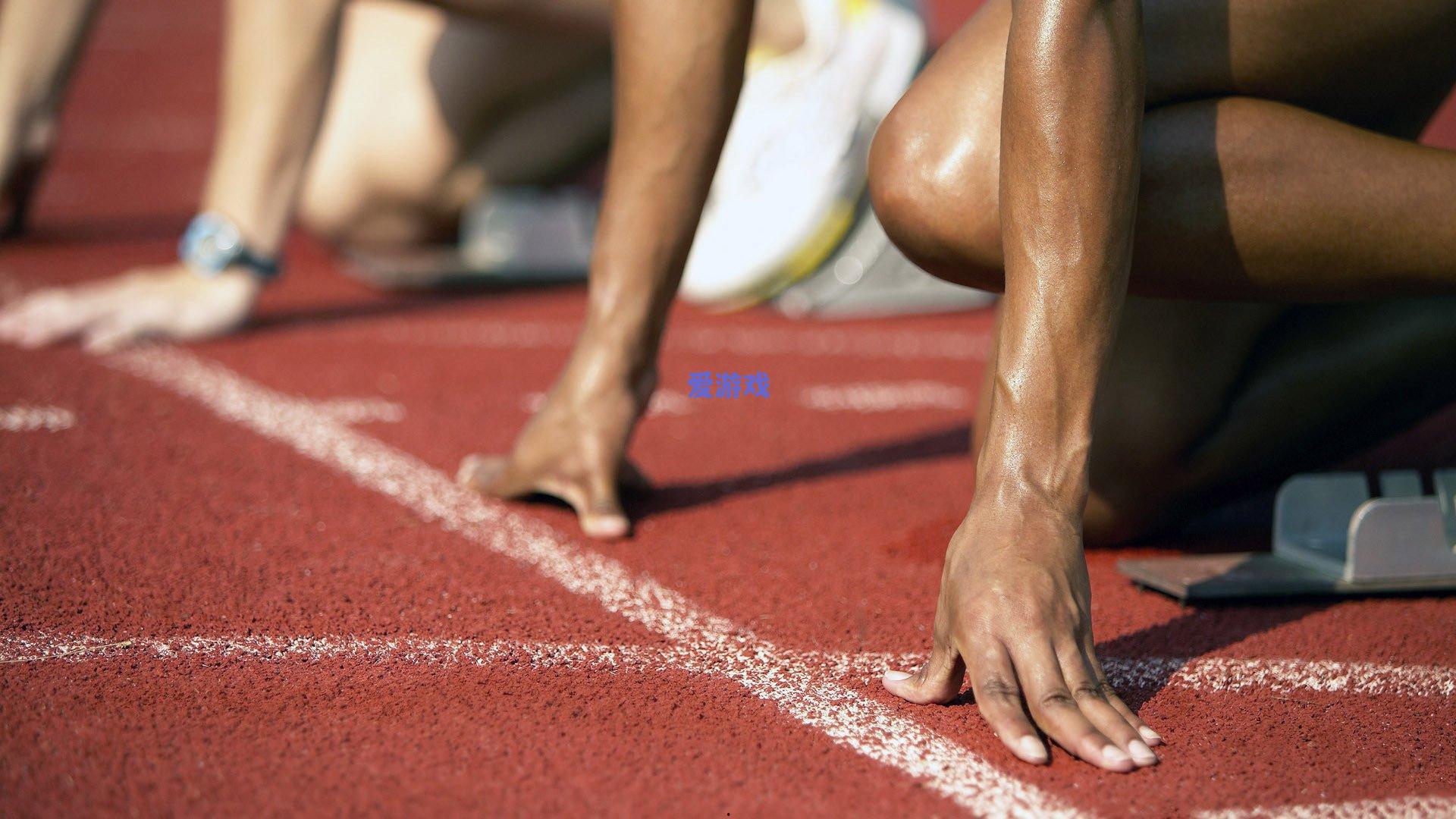 不老传奇再创巅峰！C罗八场九球领跑射手榜，马内盛赞，他定义了伟大